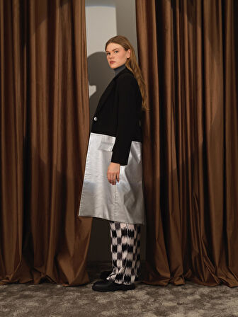 Xint Siyah Esnek Dokulu Oversize Kaban