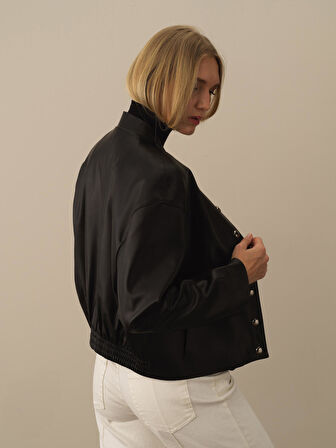 Xint Siyah Deri Görünümlü Oversize Ceket