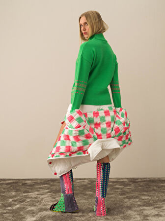 Xint Kırık Beyaz Esnek Dokulu Oversize Mont