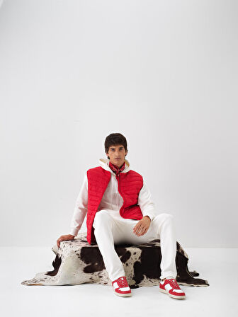 Xint Kırmızı Formunu Koruyan Regular Fit Yelek