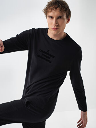 Xint Siyah Pamuk Dokulu Regular Fit Uzun Kollu Tişört