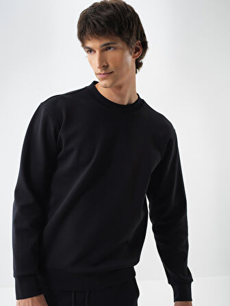 Xint Siyah Pamuk Dokulu Regular Fit Sweatshirt