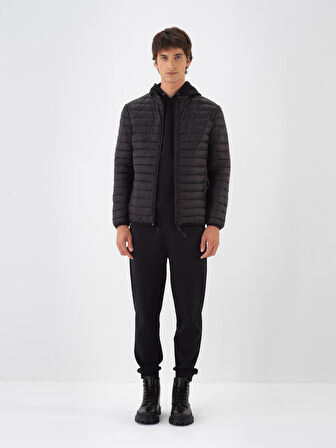 Xint Siyah Formunu Koruyan Regular Fit Mont