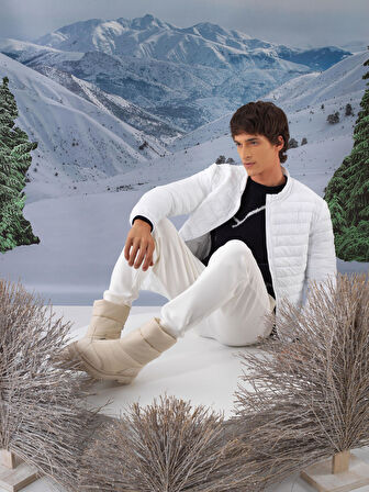 Xint Beyaz Formunu Koruyan Regular Fit Mont