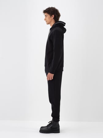 Xint Siyah Pamuk Dokulu Regular Fit Sweatshirt