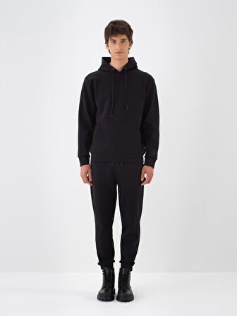 Xint Siyah Pamuk Dokulu Regular Fit Sweatshirt