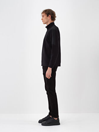 Xint Siyah Pamuk Dokulu Regular Fit Sweatshirt
