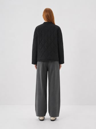 Xint Siyah Formunu Koruyan Oversize Mont