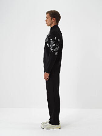 Xint Siyah Formunu Koruyan Regular Fit Hırka