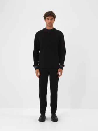 Xint Siyah Pamuk Dokulu Regular Fit Sweatshirt