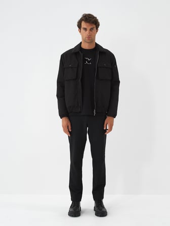 Xint Siyah Formunu Koruyan Regular Fit Mont