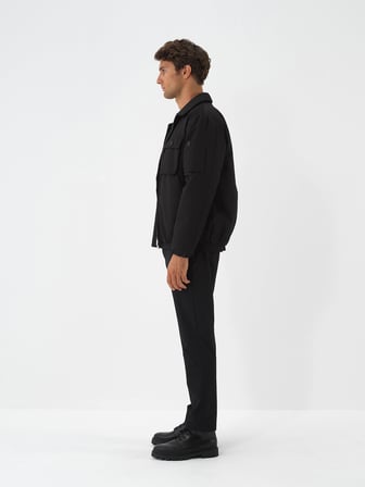 Xint Siyah Formunu Koruyan Regular Fit Mont