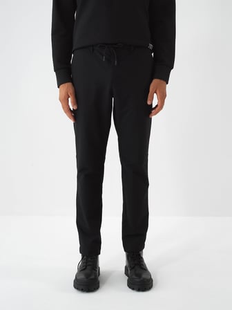Xint Siyah Esnek Dokulu Regular Fit Jogger Pantolon