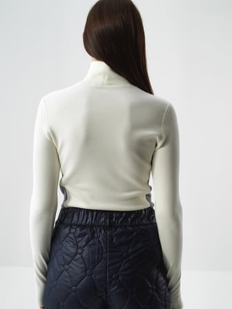 Xint Ekru Yumuşak Polar Yüzeyli Slim Fit Uzun Kollu Tişört