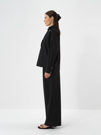 Xint Siyah Esnek Dokulu Oversize Bluz