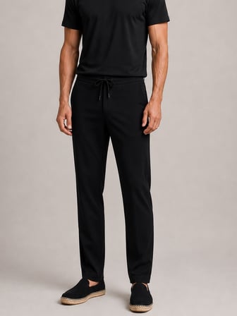 Xint Siyah Formunu Koruyan Slim Fit Jogger