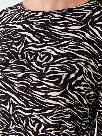 LCWAIKIKI Basic Siyah Bisiklet Yaka Desenli Uzun Kollu Kadın Tişört