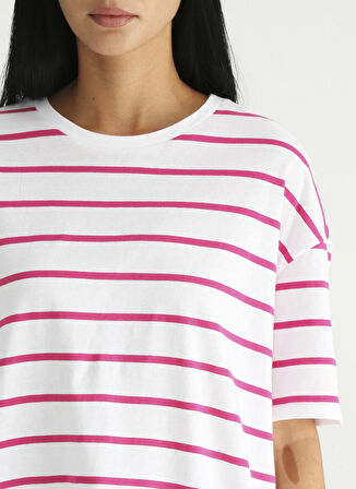Fabrika Pembe - Beyaz Kadın T-Shirt