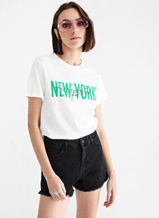 Aeropostale Bisiklet Yaka Baskılı Kırık Beyaz Kadın T-Shirt K-YORKI