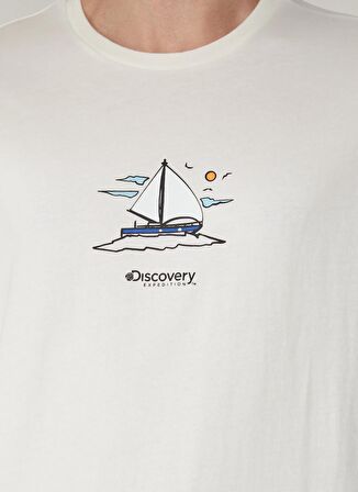 Discovery Expedition Bisiklet Yaka Baskılı Kırık Beyaz Erkek T-Shirt YELKEN