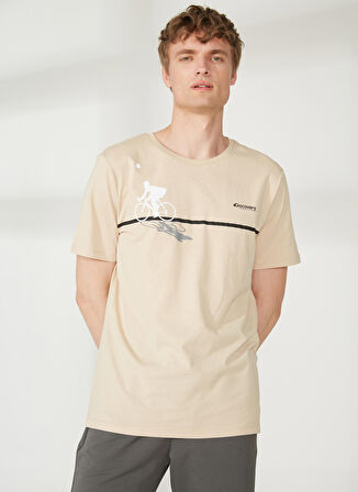 Discovery Expedition Bej Erkek Bisiklet Yaka Kısa Kollu Relaxed Baskılı T-Shirt BENJAX