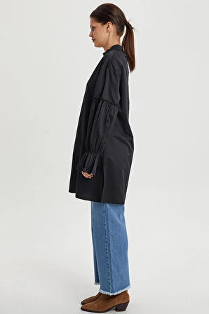 Siyah-Kolu Lastikli Fırfır Detaylı Tunik