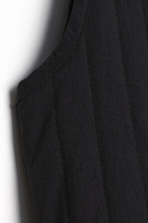 Siyah-Oversize Çıtçıtlı Dikey Çizgi Uzun Kapitone Yelek