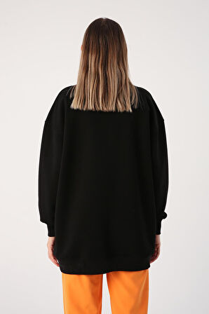 Siyah-Oversize Aplike Nakışlı Sweatshirt