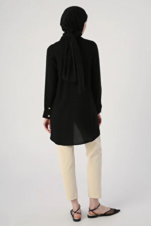 Siyah-Gömlek Yaka Yarım Patlı Yırtmaçlı Arkası Uzun Tunik