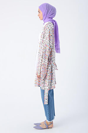 Beyaz-Pembe-Oversize Kol Yırtmaç Detaylı Kuşaklı Desenli Kimono