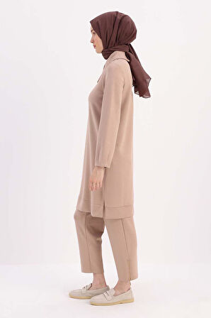 Vizon-Yakası Zincir Nakışlı Tunik