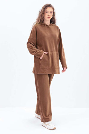 Açık Kahve-KAPÜŞONLU KANGURU CEPLİ PANTOLONLU TAKIM