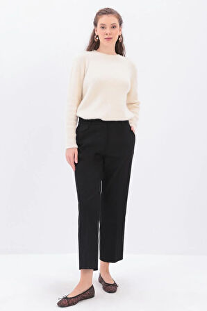 Siyah-Süs Cep Kapaklı Pensli Havuç Pantolon