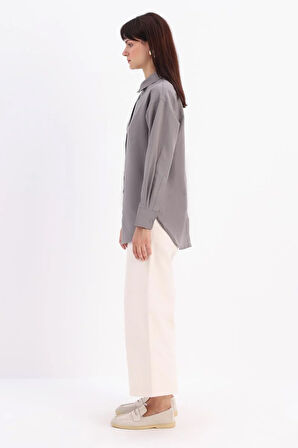 Gri-ÖNDEN VE ARKADAN DÜĞMELİ GÖMLEK TUNİK