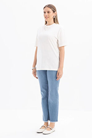 Allday Kısa Kollu Nakış Detaylı Kadın T-shirt S16032A0