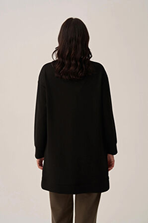 Siyah-Yumuşak Dokulu Nakışlı Sweatshirt