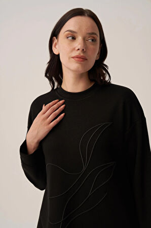 Siyah-Yumuşak Dokulu Nakışlı Sweatshirt