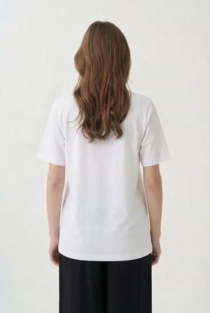 Beyaz-Bisiklet Yaka Pamuklu T-Shirt