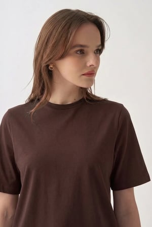 Kahve-Bisiklet Yaka Pamuklu T-Shirt