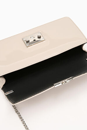 Vizon Rugan Dikdörgen Zincirli Omuz Çantası -930154