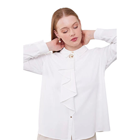 Yakası Fular Broş Detaylı Bluz