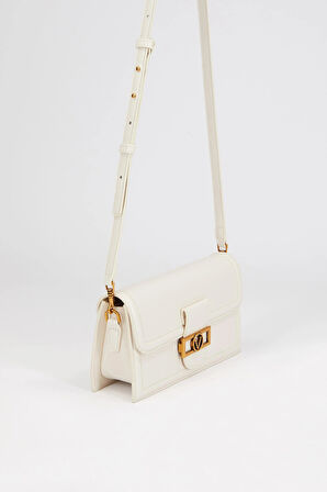 Kapaklı Logo ve Zincir Detaylı Kadın Şık Omuz Çantası LV930239 Beyaz