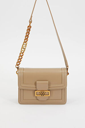 Kapaklı Logo ve Zincir Detaylı Kadın Şık Omuz Çantası LV930240 Gri