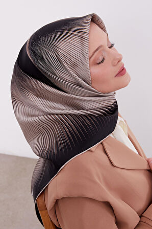 Siyah Kanat Desen Twill Ipek Eşarp