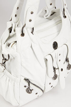 Beyaz Metal Zımba Detaylı Omuz Çantası