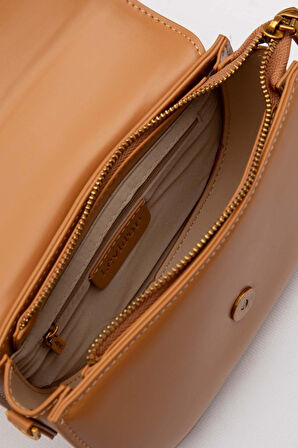 Kahve Oval Zincir Detaylı Omuz Çantası