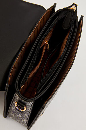 Siyah Logolu Monogram Desen El Çantası