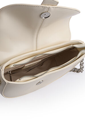 Asimetrik Tasarım, Zincir Ve Logo Detaylı Şık Kadın Omuz Çantası 930373 A.Sarı