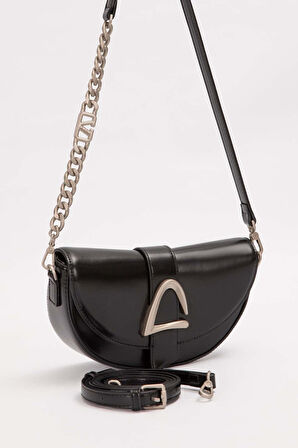 Asimetrik Tasarım, Zincir Ve Logo Detaylı Şık Kadın Omuz Çantası 930373 Siyah