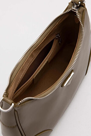 Küçük Ve Şık Premium Kalite Uzun Askılı Kadın Omuz Çantası 930420 Yağ Yeşili